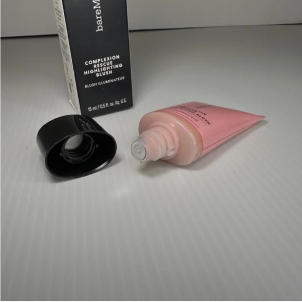 BareMinerals Complexion Rescue Highlighting Blush Pink Glow 0.5oz New in Box